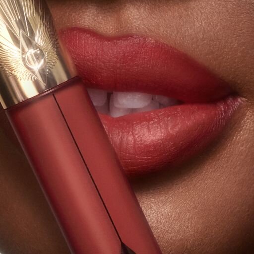 AIRBRUSH FLAWLESS LIP BLUR WALK OF NO SHAME BLUR