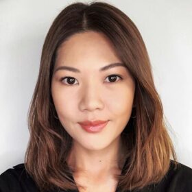 AIRBRUSH GLOW & SET TRAVEL KIT FACE KIT