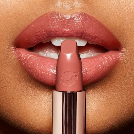 HOT LIPS 2 REFILL IN LOVE WITH OLIVIA