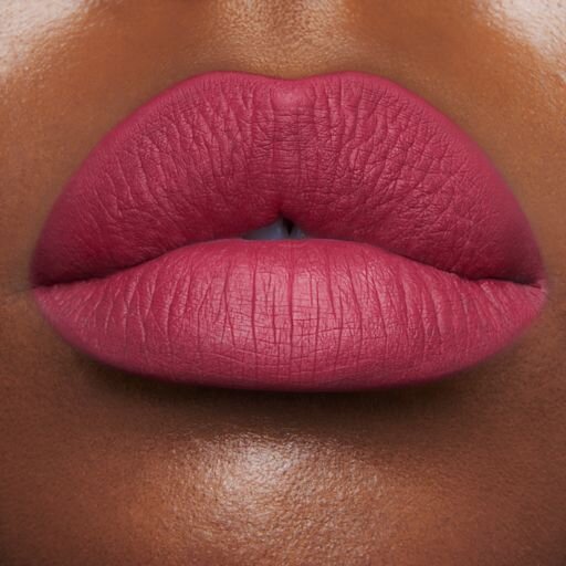 LIP CHEAT THE QUEEN