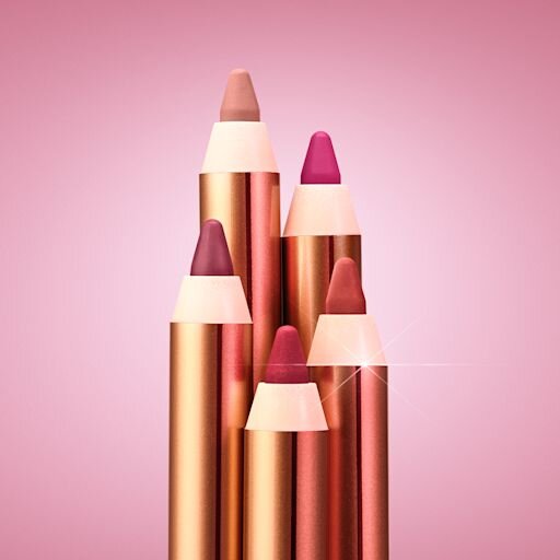 LIP CHEAT THE QUEEN