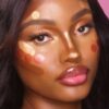 BEAUTY LIGHT WAND & HOLLYWOOD CONTOUR KIT MUST-HAVE CHEEK KIT